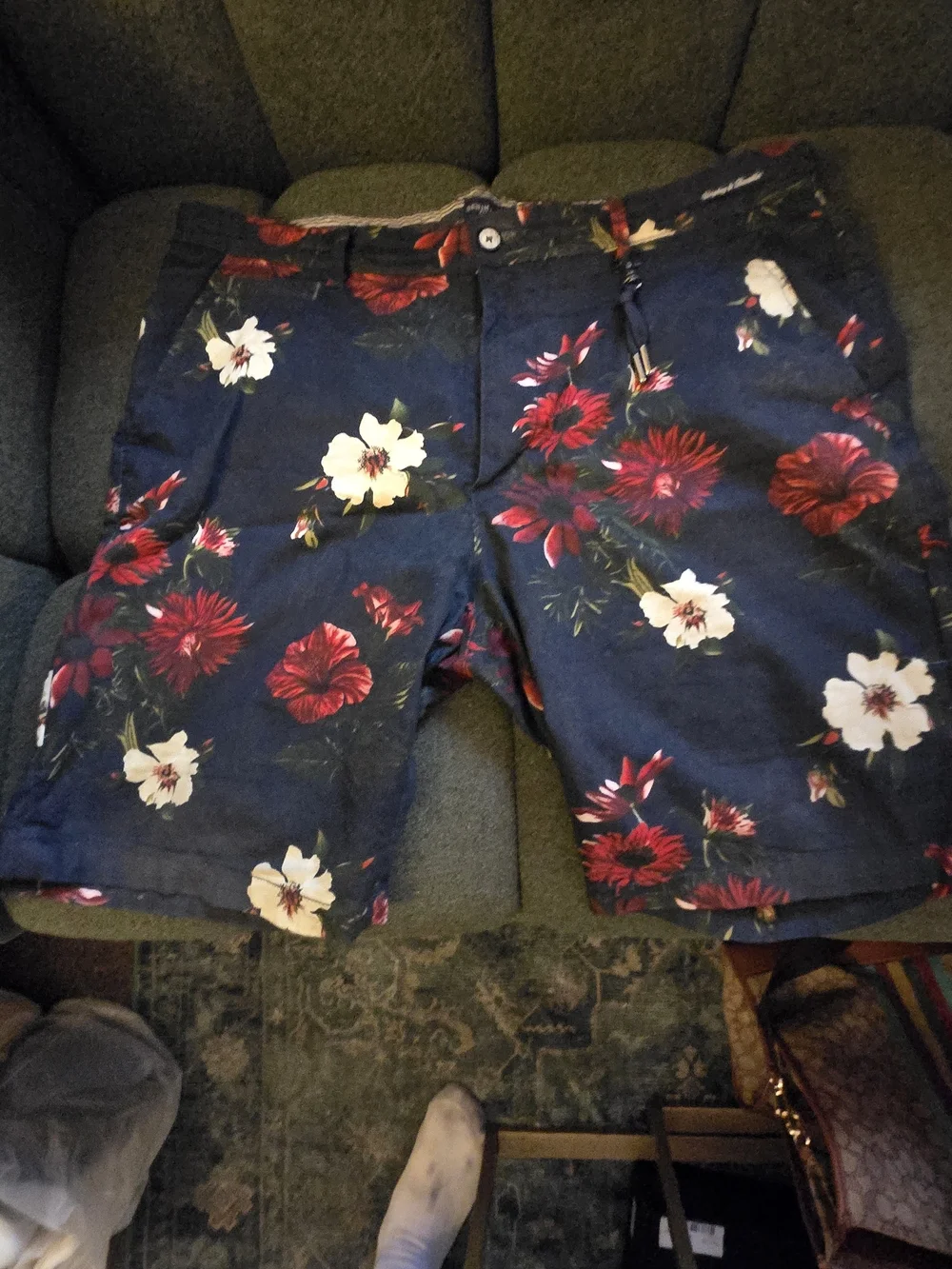 Denim & Flower Navy Floral Men’s Shorts with Red & White Blooms